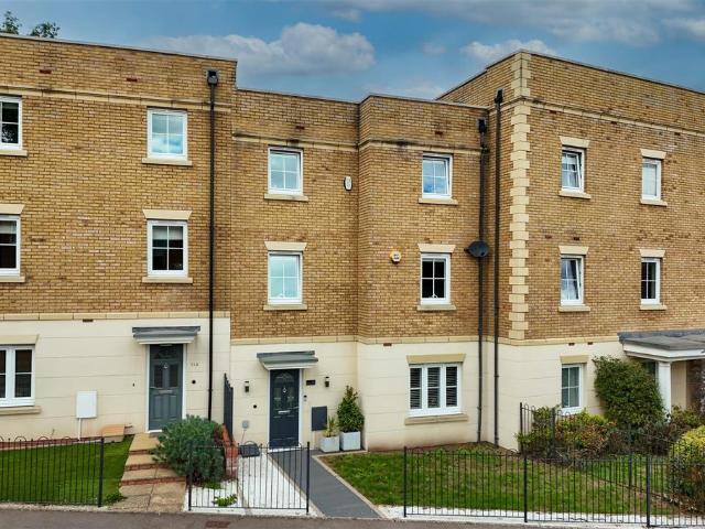 House for sale in Shirley, West Midlands