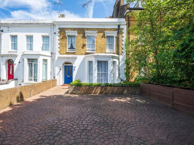 House for sale in Glyndon, Plumstead