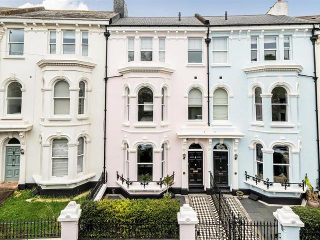 House for sale in Watergate, Devon