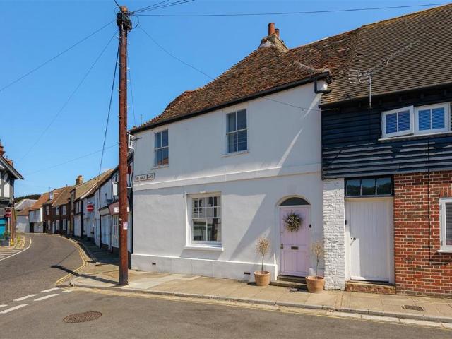 House for sale in Sandwich, Ash