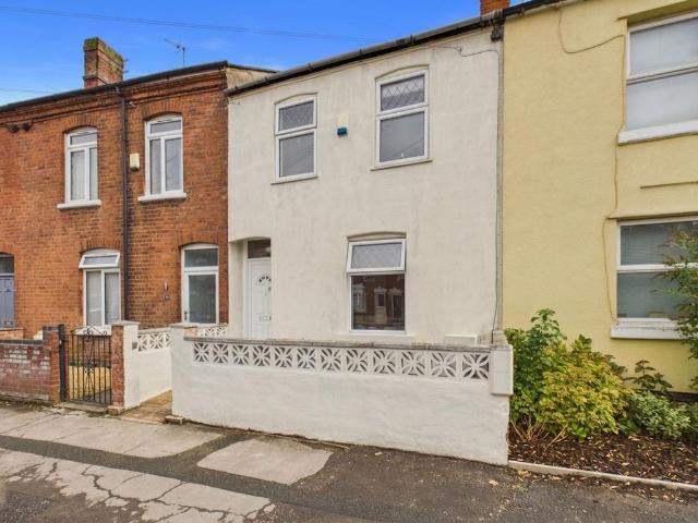 House for sale in Gloucester, Gloucestershire