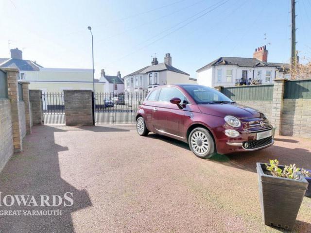 House for sale in Southtown, Stokesby