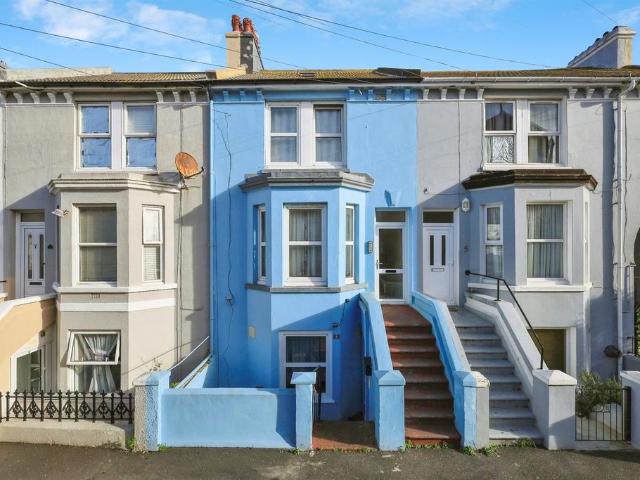 House for sale in Roselands, Eastbourne