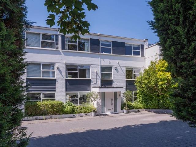 House for sale in Belsize Park, Primrose Hill