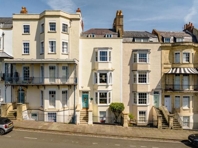 House for sale in Hotwells, Feckenham