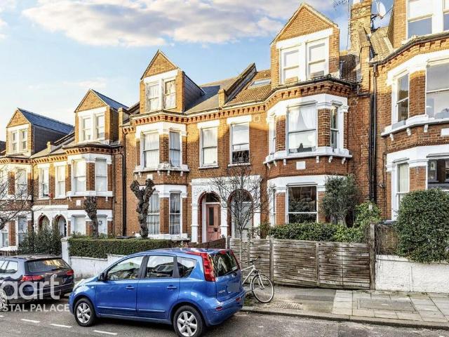 House for sale in Herne Hill, Greater London