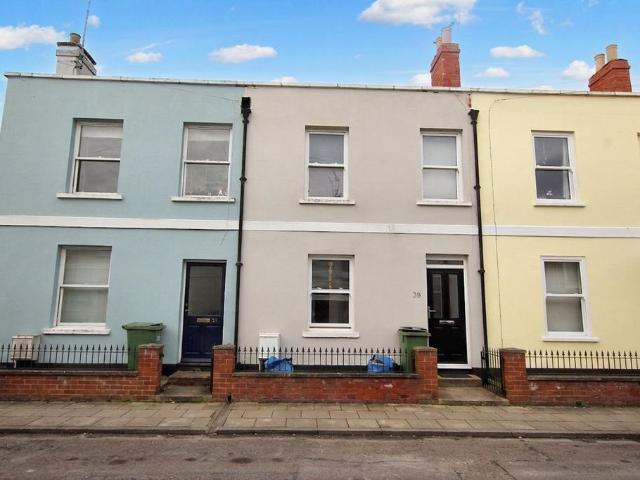 House for sale in Golden Valley, Gloucestershire
