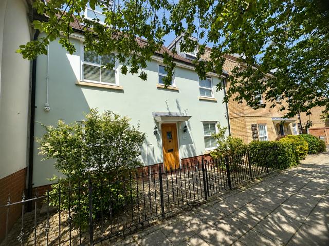 House for sale in Chipping Hill, Essex