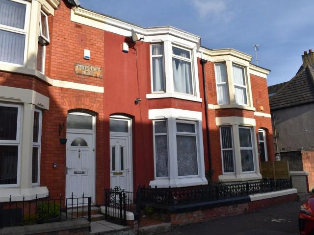 House for sale in Calderstones
