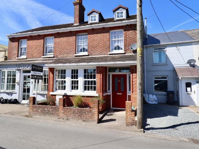 House for sale in Elvington, Ash