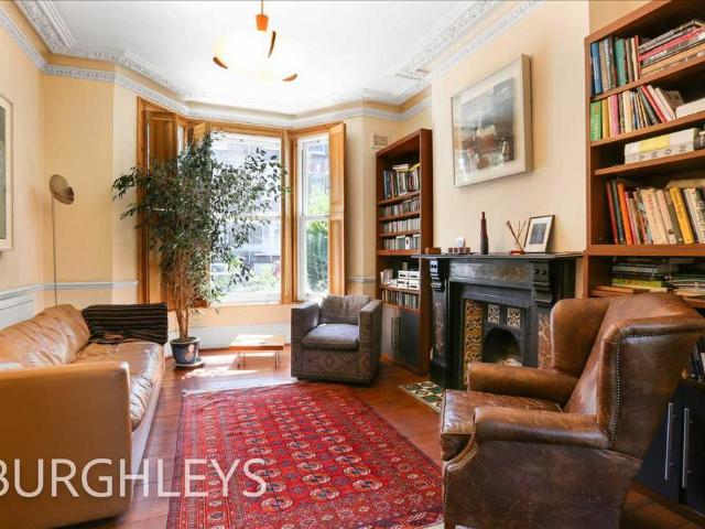 House for sale in Archway, Greater London