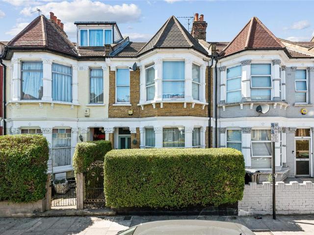 House for sale in Greater London