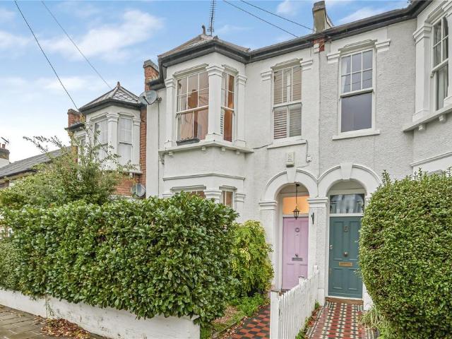 House for sale in Streatham Hill, Greater London