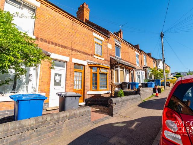 House for sale in Kettlebrook, Staffordshire