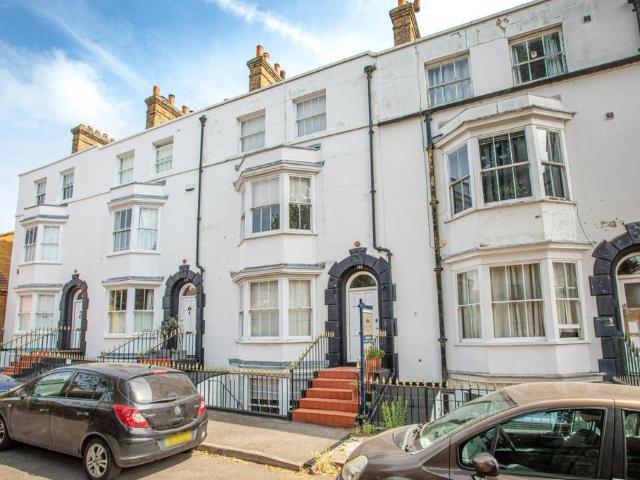 House for sale in West Cliff, Acol