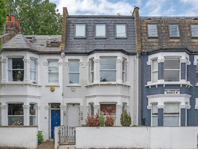 House for sale in Fulham, Greater London