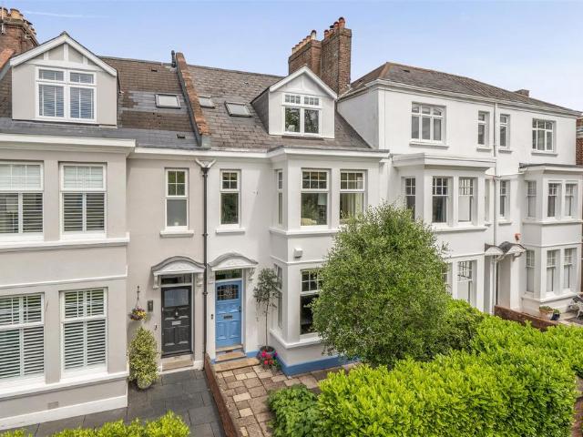 House for sale in Watergate, Devon