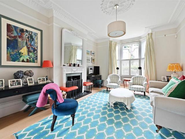 House for sale in Shepherd's Bush, Greater London