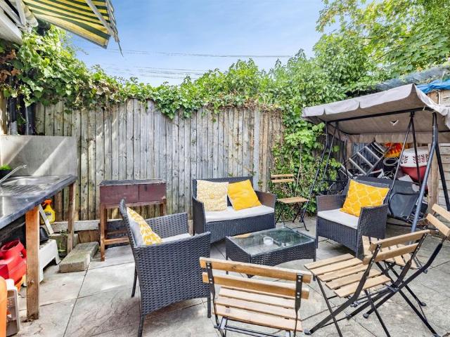 House for sale in North Watford, Hertfordshire