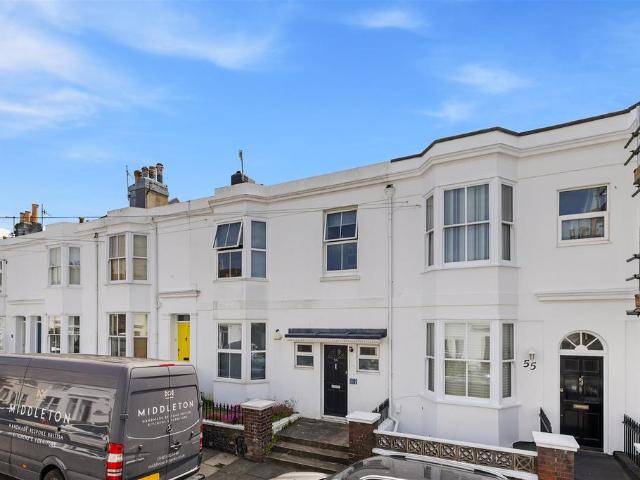 House for sale in Round Hill, Brighton & Hove