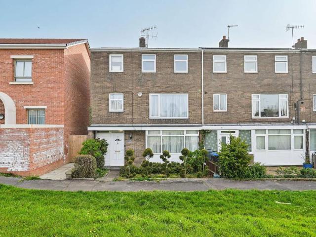 House for sale in Pouchen End, Hertfordshire