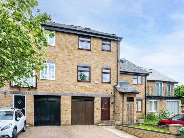 House for sale in Rotherhithe, Greater London