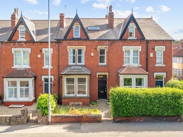 House for sale in Chapel Allerton, West Yorkshire