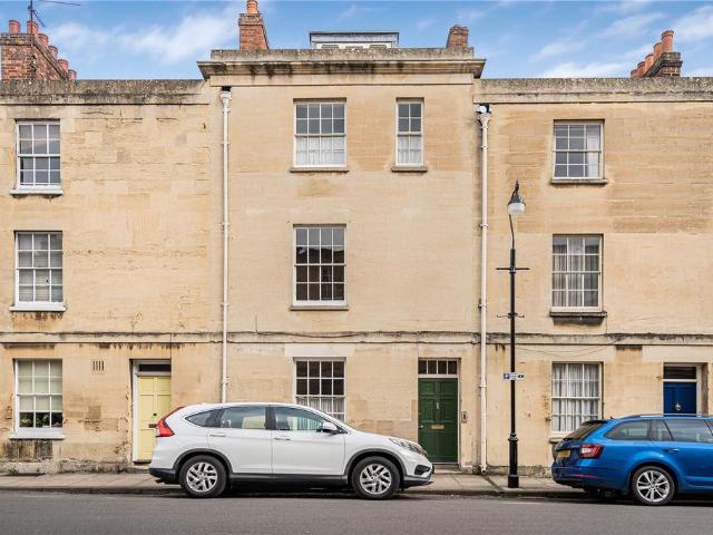 House for sale in The Slade, Oxfordshire