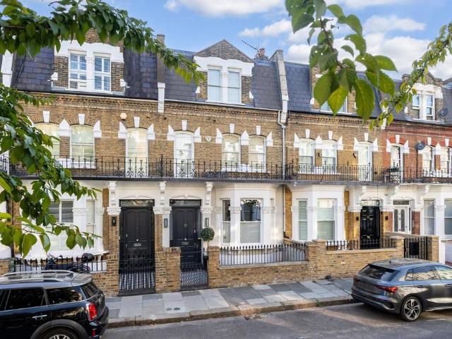 House for sale in Fulham, Greater London