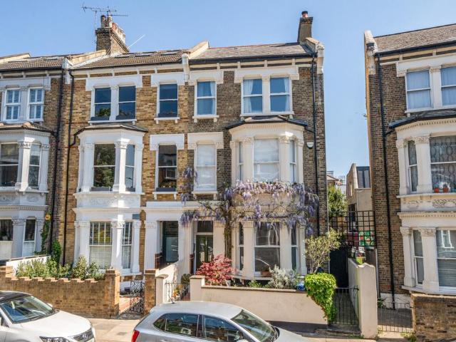 House for sale in Maida Hill, Greater London