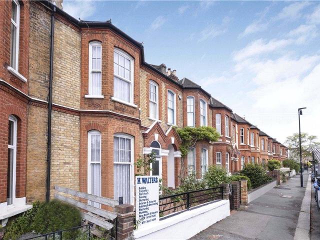 House for sale in Streatham Hill, Greater London