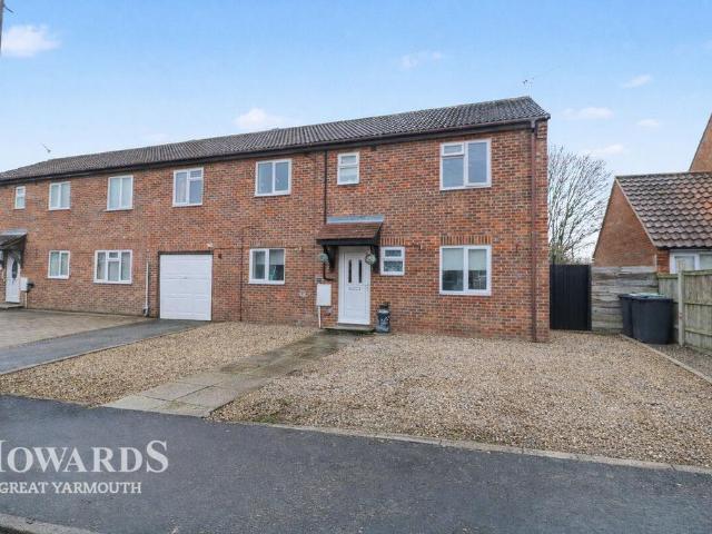House for sale in Stokesby, Norfolk
