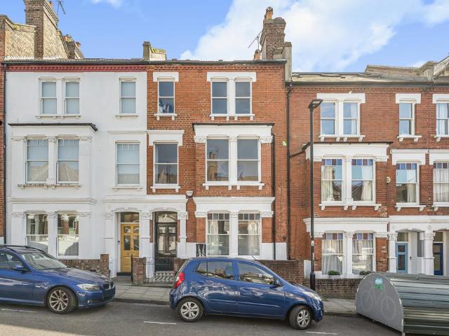 House for sale in Highbury, Greater London