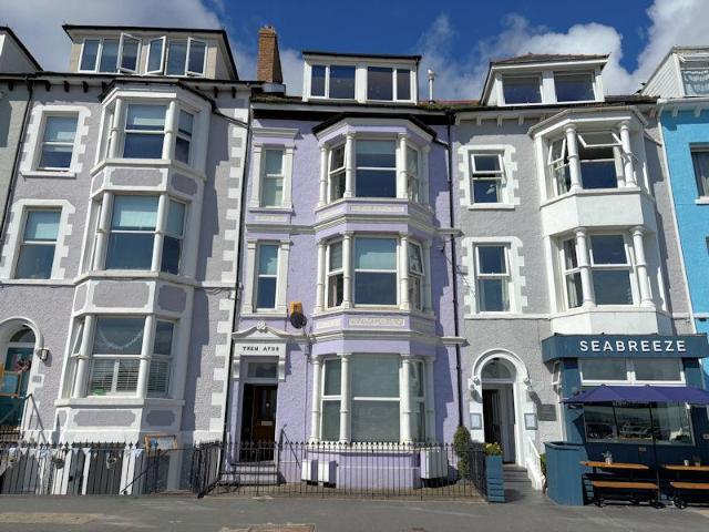 House for sale in Aberdyfi, Wales