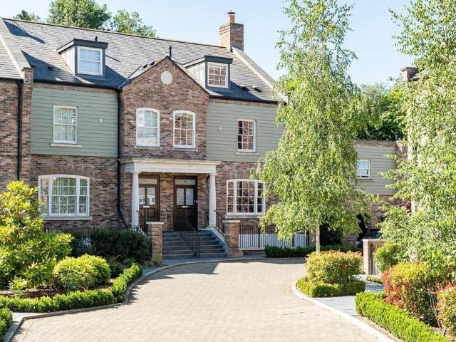 House for sale in Hertford, Colliers End