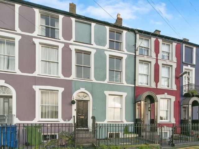 House for sale in Caernarfon