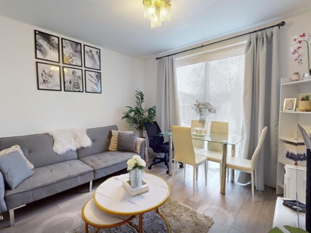 House for sale in London Borough of Ealing, Greater London