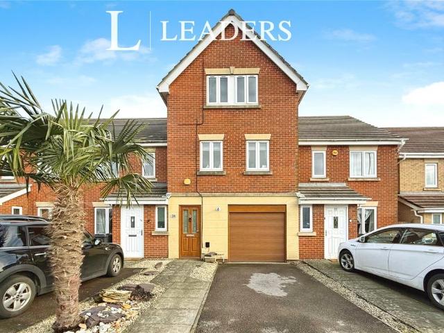 House for sale in Hardway, Middlecroft