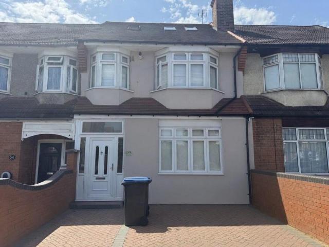 House for sale in Greater London