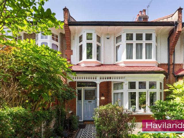 House for sale in Southgate, Greater London