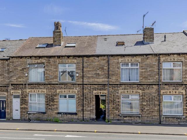 House for sale in Lowfield, South Yorkshire