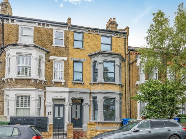 House for sale in Peckham, Greater London