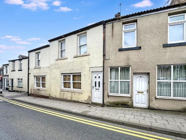House for sale in Crook