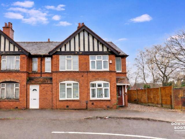 House for sale in Brownhills, West Midlands