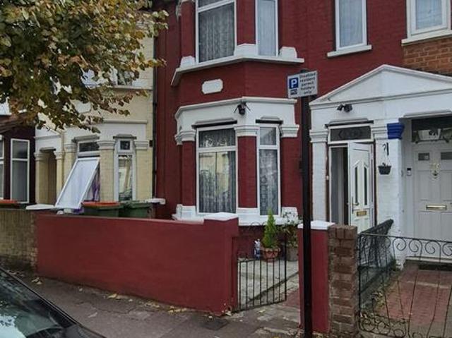 House for sale in Manor Park, Greater London