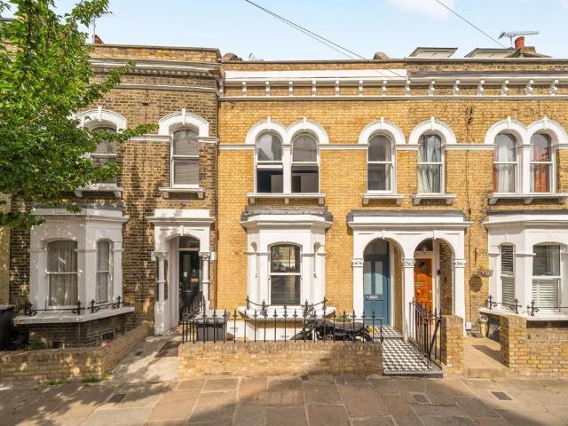 House for sale in Kentish Town, Greater London