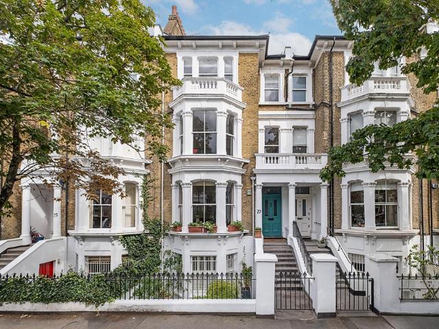 House for sale in London Borough of Lambeth, Greater London