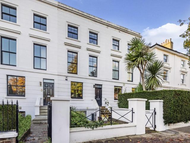 House for sale in St. John's Wood, Greater London