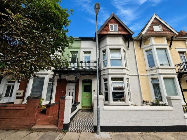House for sale in Porthcawl, Nottage