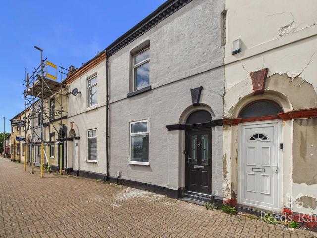 House for sale in Widnes